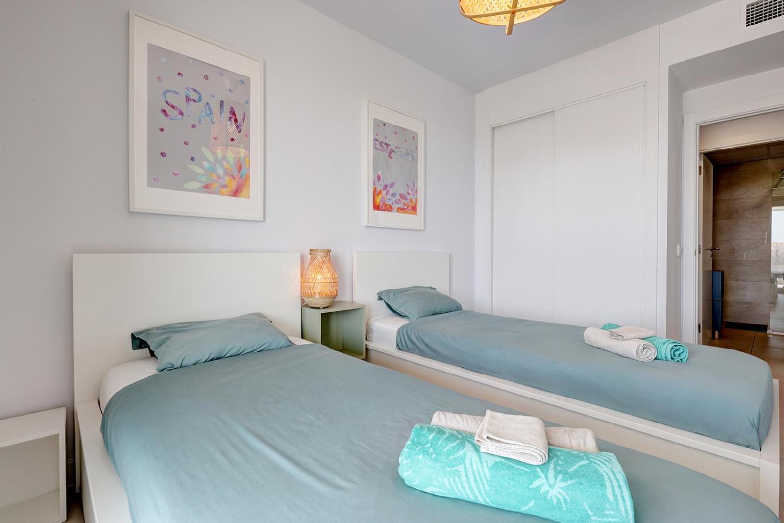 Estepona Place - Spacious Family City Apartment Esterno foto