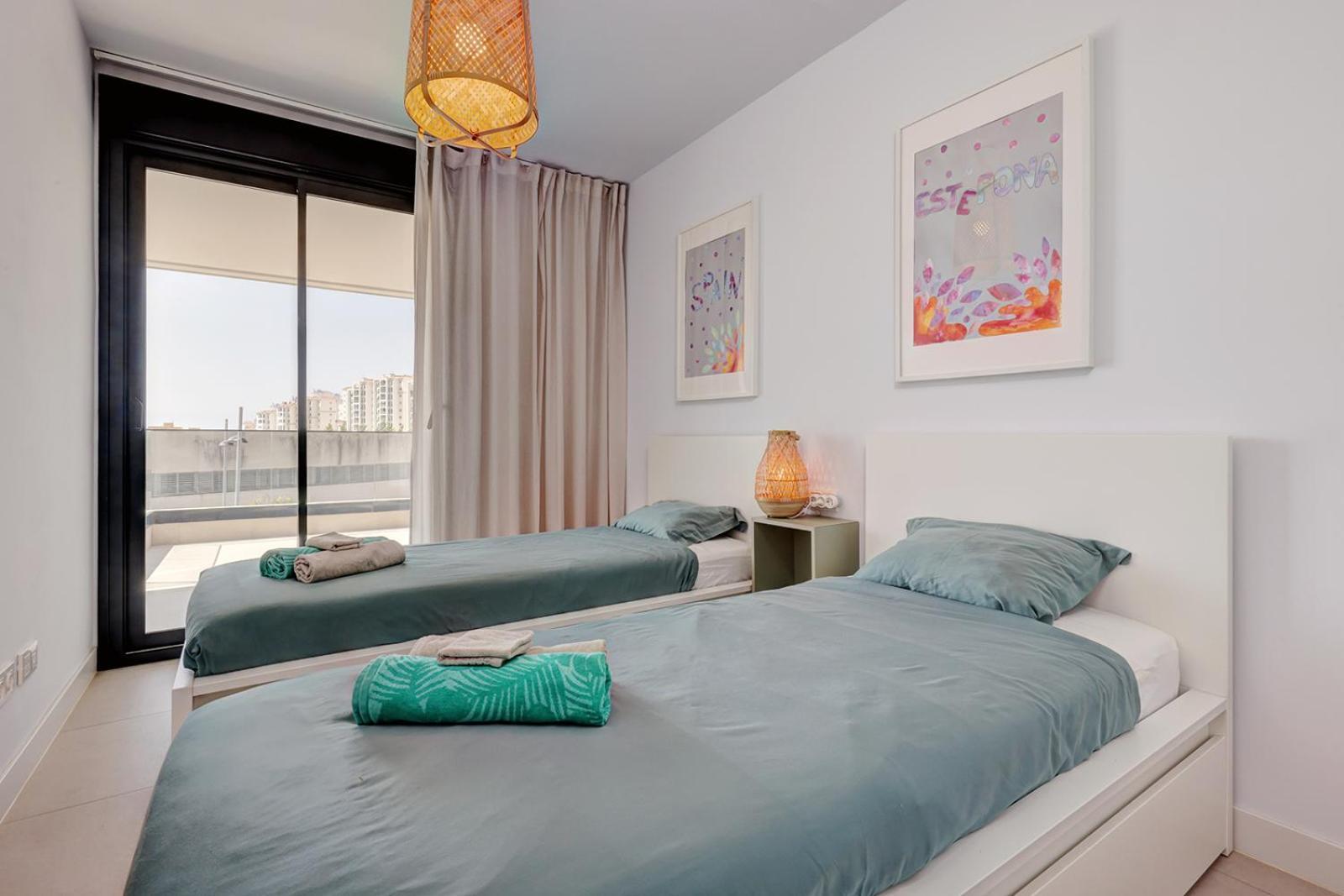 Estepona Place - Spacious Family City Apartment Esterno foto