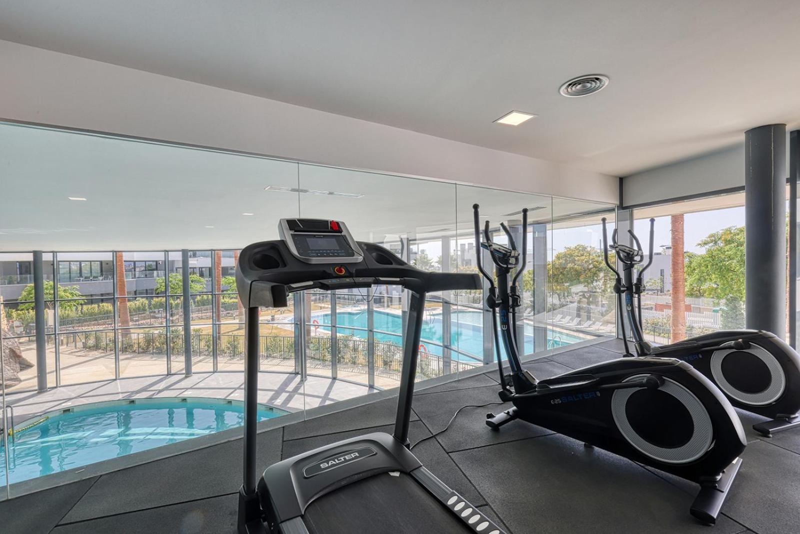Estepona Place - Spacious Family City Apartment Esterno foto